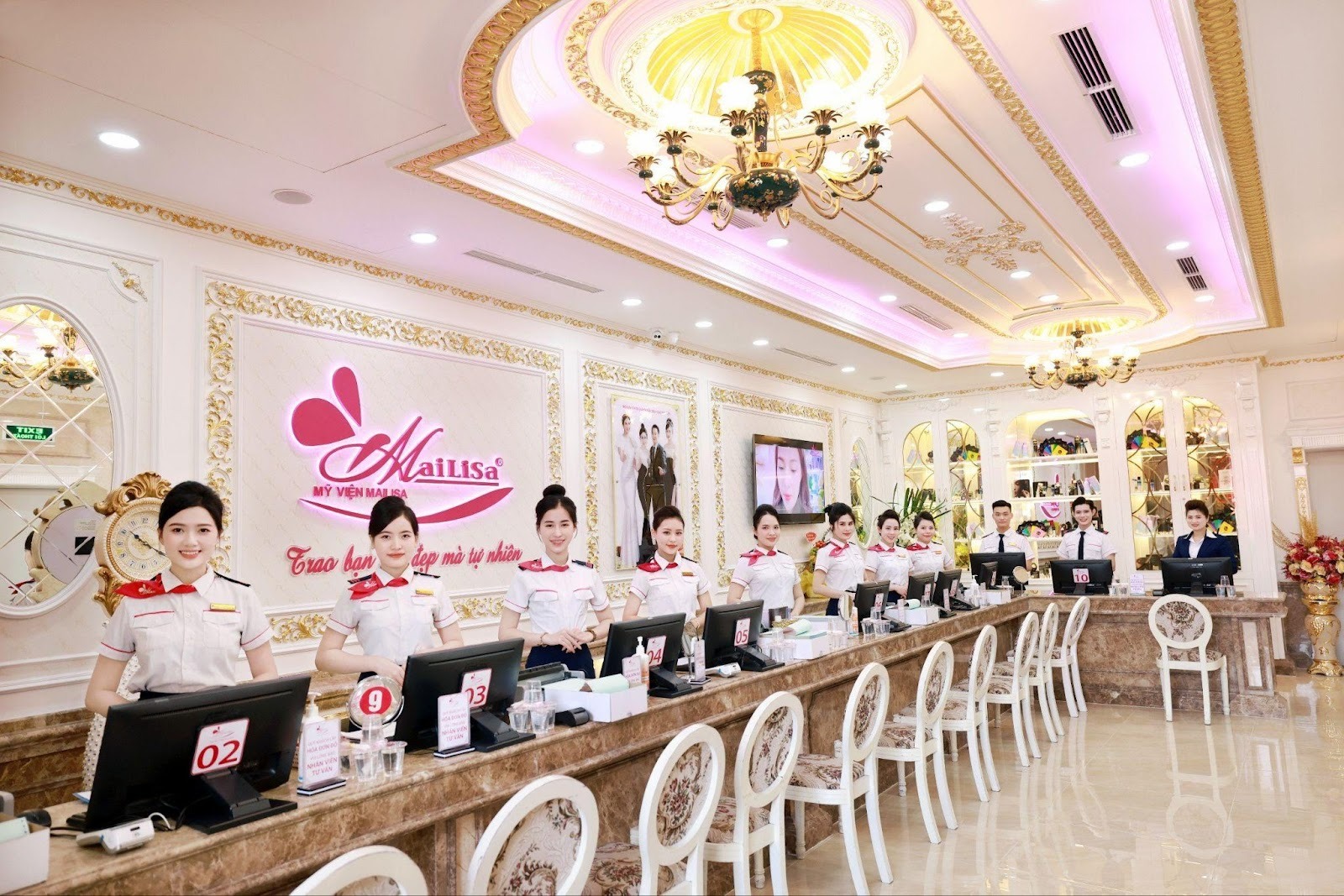 Thẩm Mỹ Viện