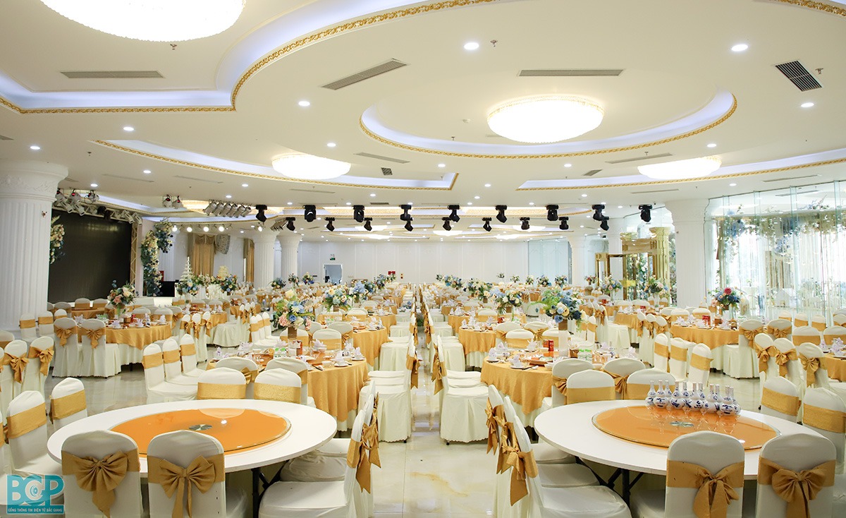 Trung Tâm Tiệc Cưới