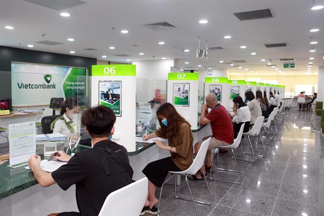 Khách Đến Giao Dịch