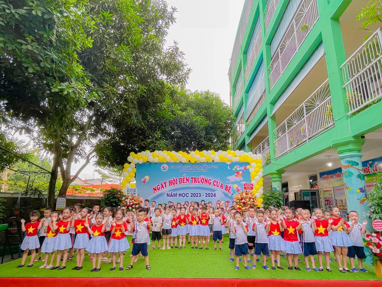 Trường Học