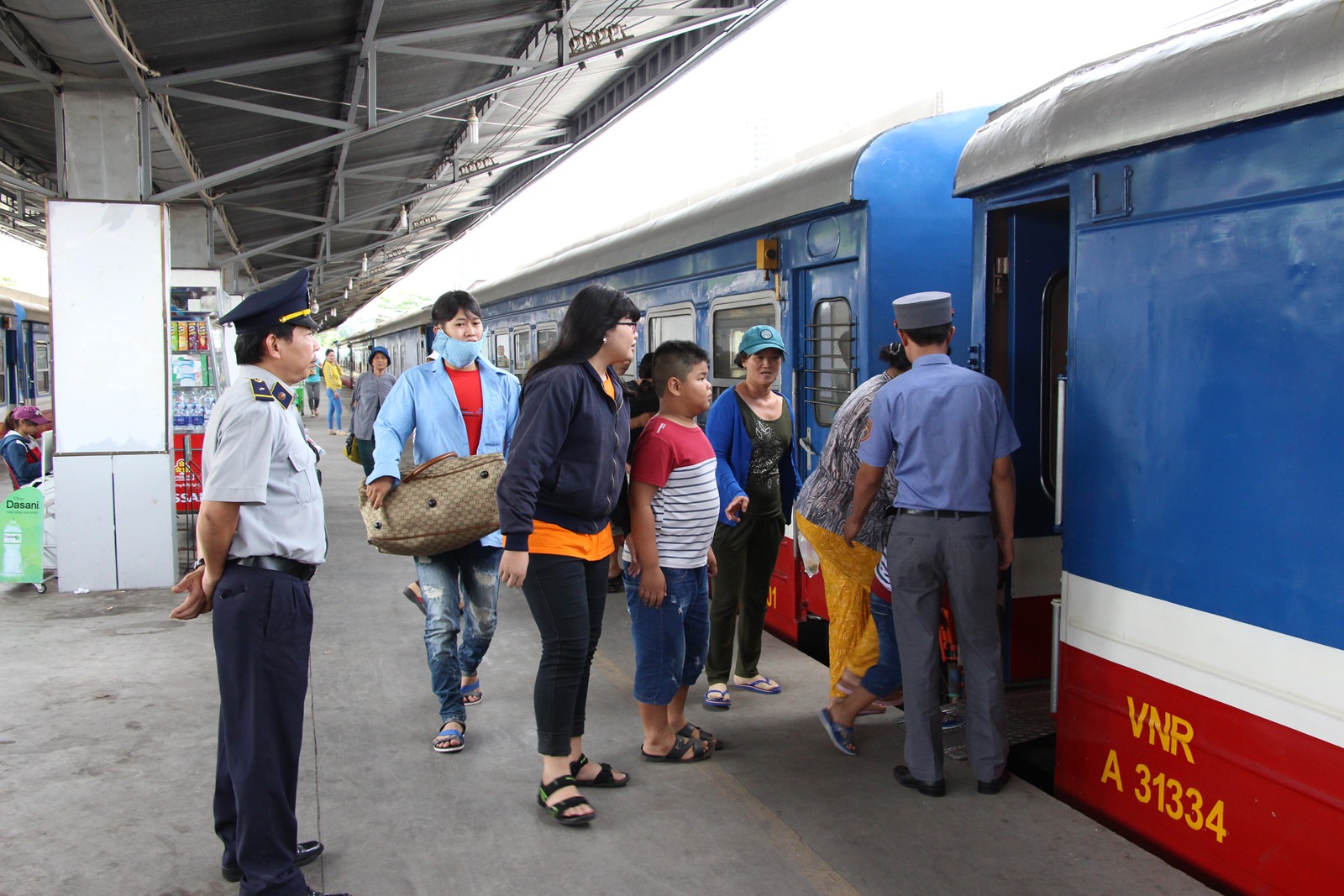 Nhiệm Vụ Của Nhân Viên Bảo Vệ Tàu Hỏa