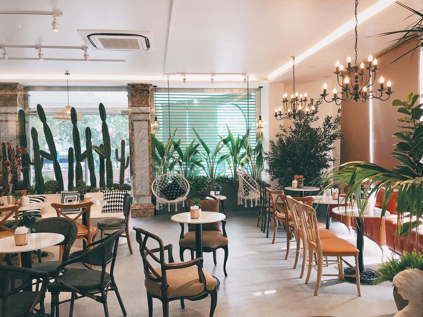 Quán Cafe