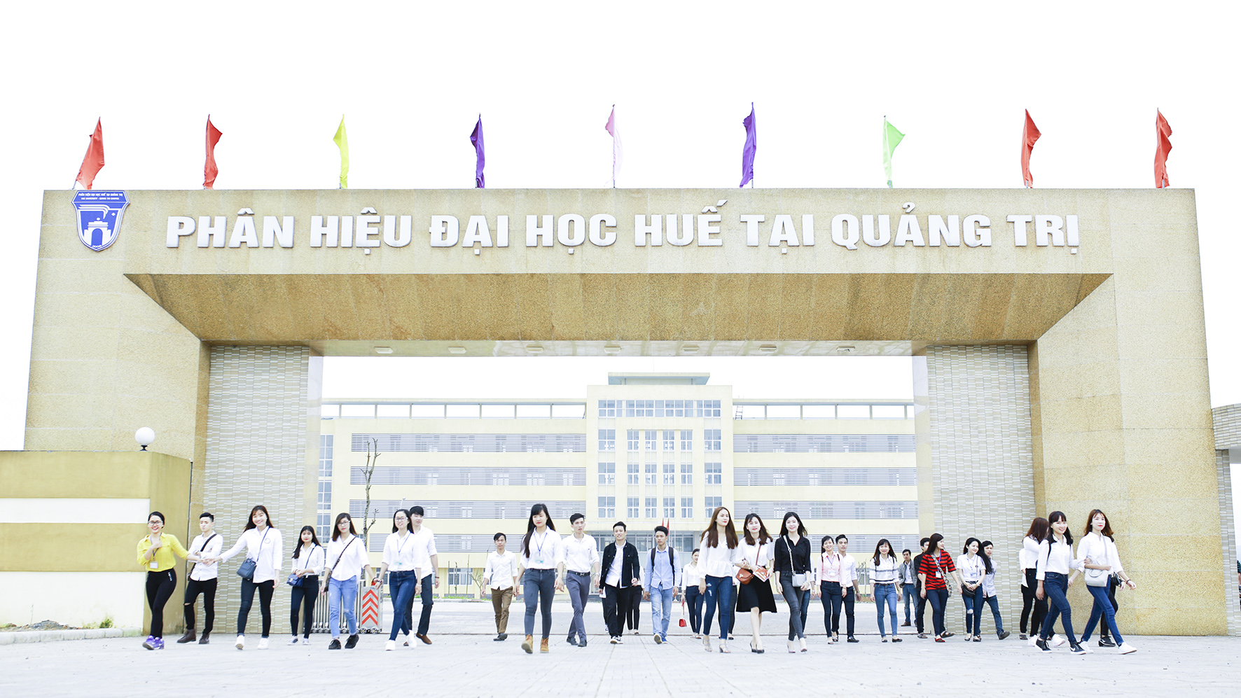 Trường Học